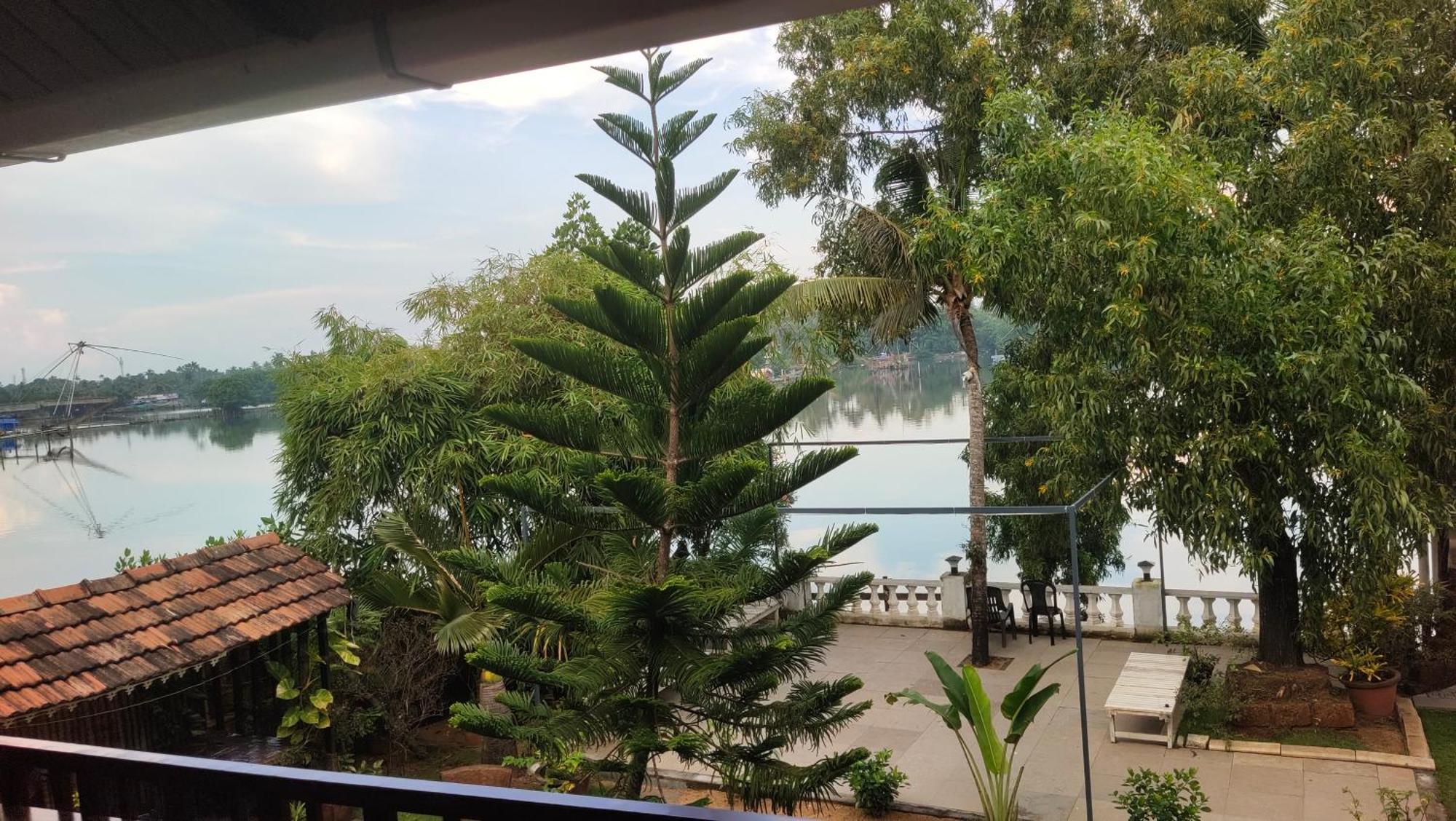 Ambadi'S Villa -Lake View Resort Pallipuram Экстерьер фото